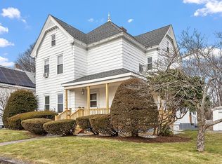 14 Crown St, Leominster, MA 01453