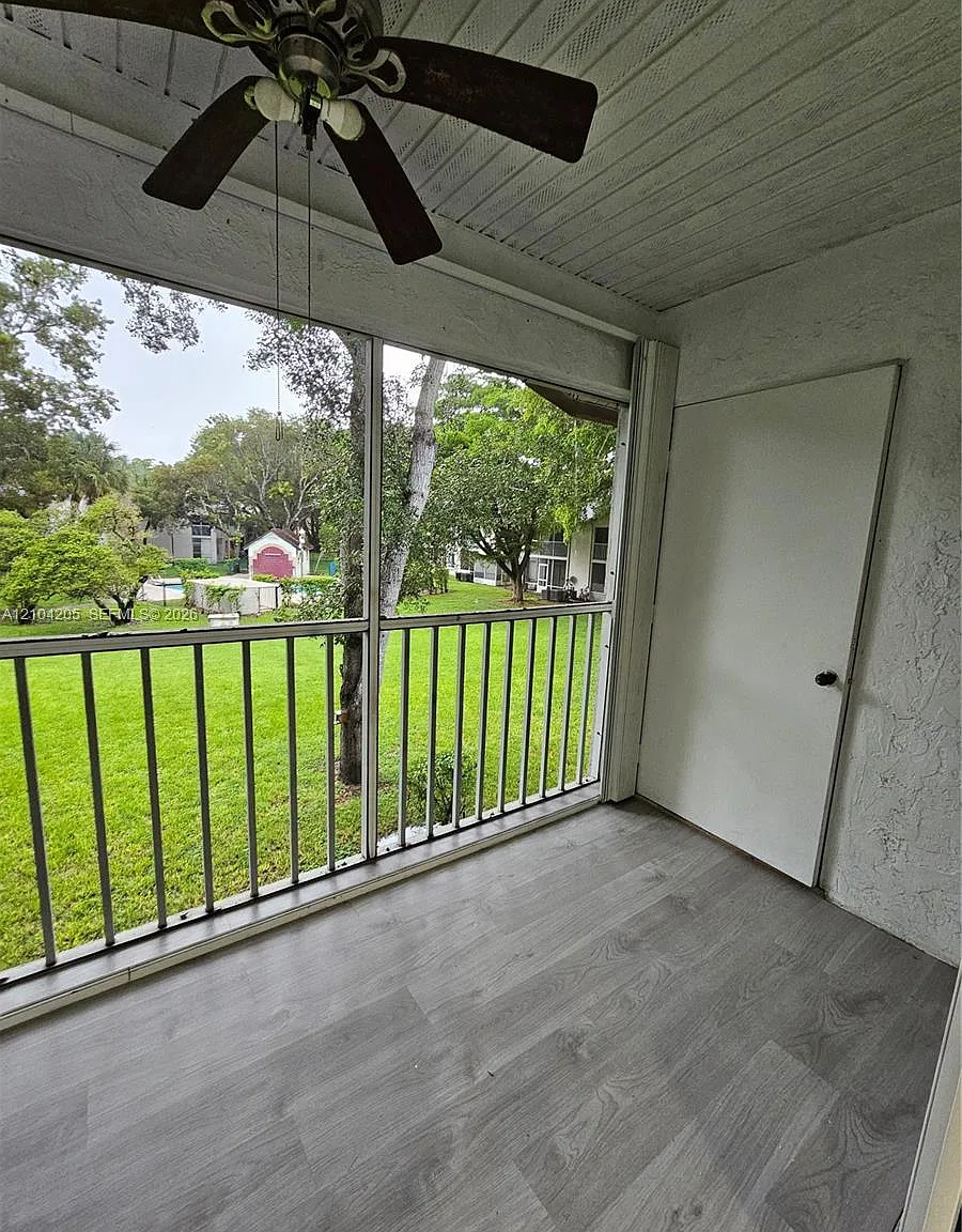 Parc Vista Condo — Photo 3
