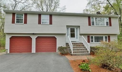 1st image of 58 Oakes Dr