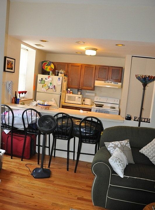 1st image of 3053 N Sheffield Ave #3C