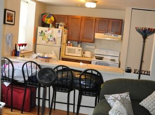 3053 N Sheffield Ave #3C, Chicago, IL 60657