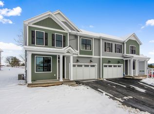 45 Willoughby Ln #T-30, Shelburne, VT 05482