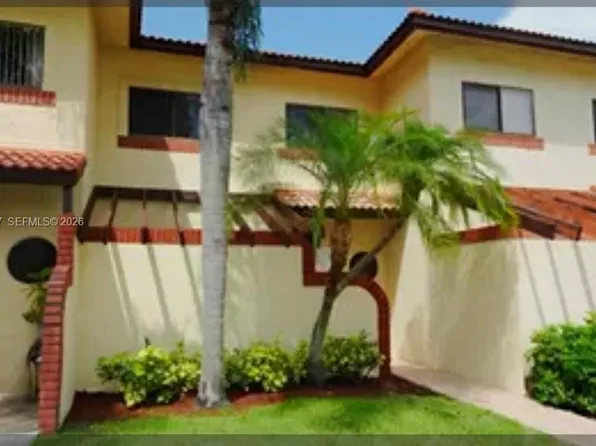 8837 NW 48th St, Sunrise, FL 33351