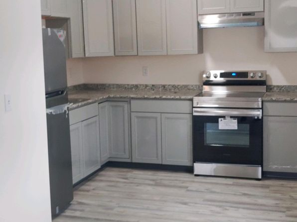 148 W Main St #1
