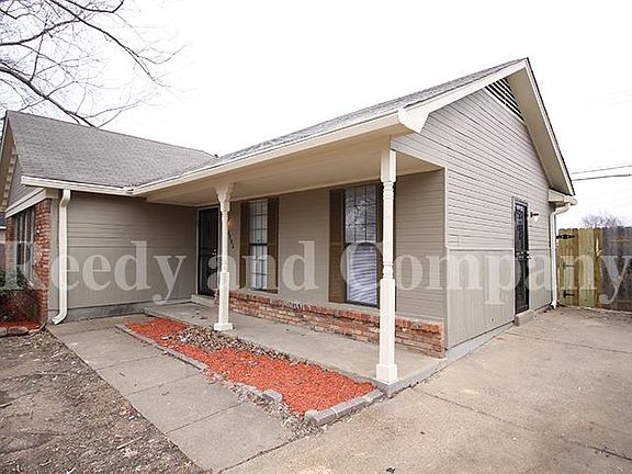 2nd image of 4502 Berrypick Ln S