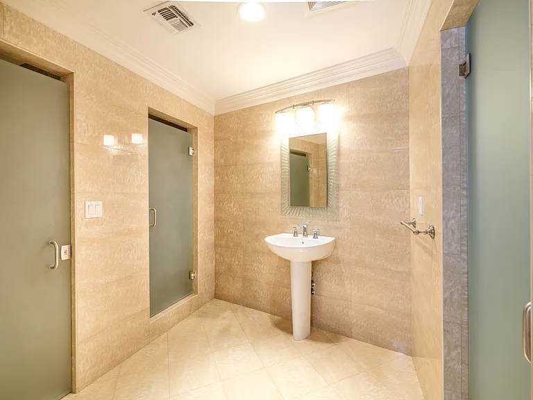 18047 Karen Dr — Photo 21