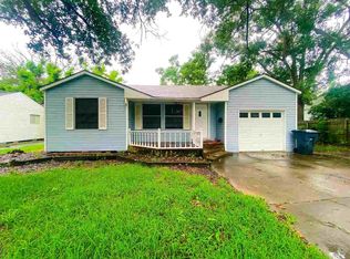 2801 Boyd Ave, Groves, TX 77619