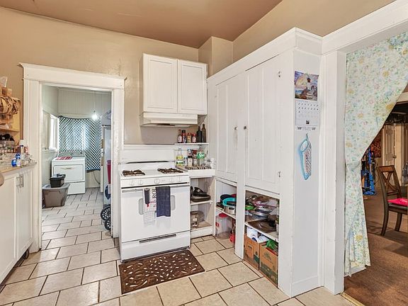 5th image of 408 J St