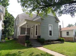 324 Walnut St, Clinton, IN 47842