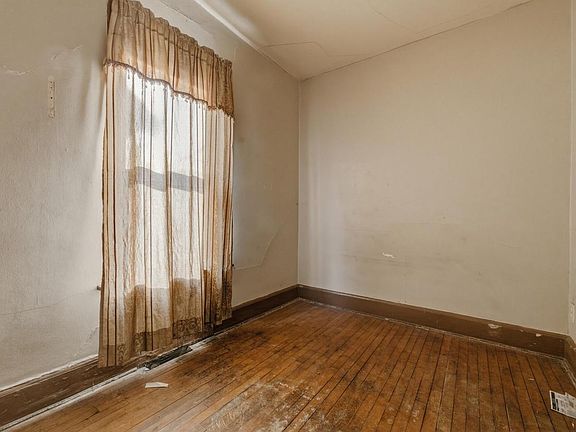 5th image of 2132 South 23rd STREET #2132A