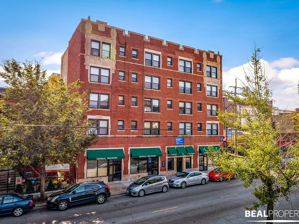 739 West Belmont Avenue