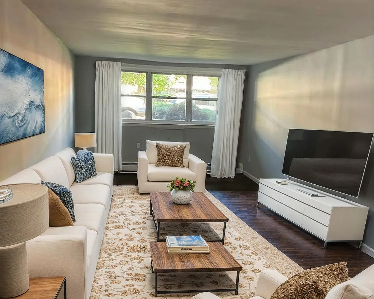 Riley Realty Apartments — Photo 2