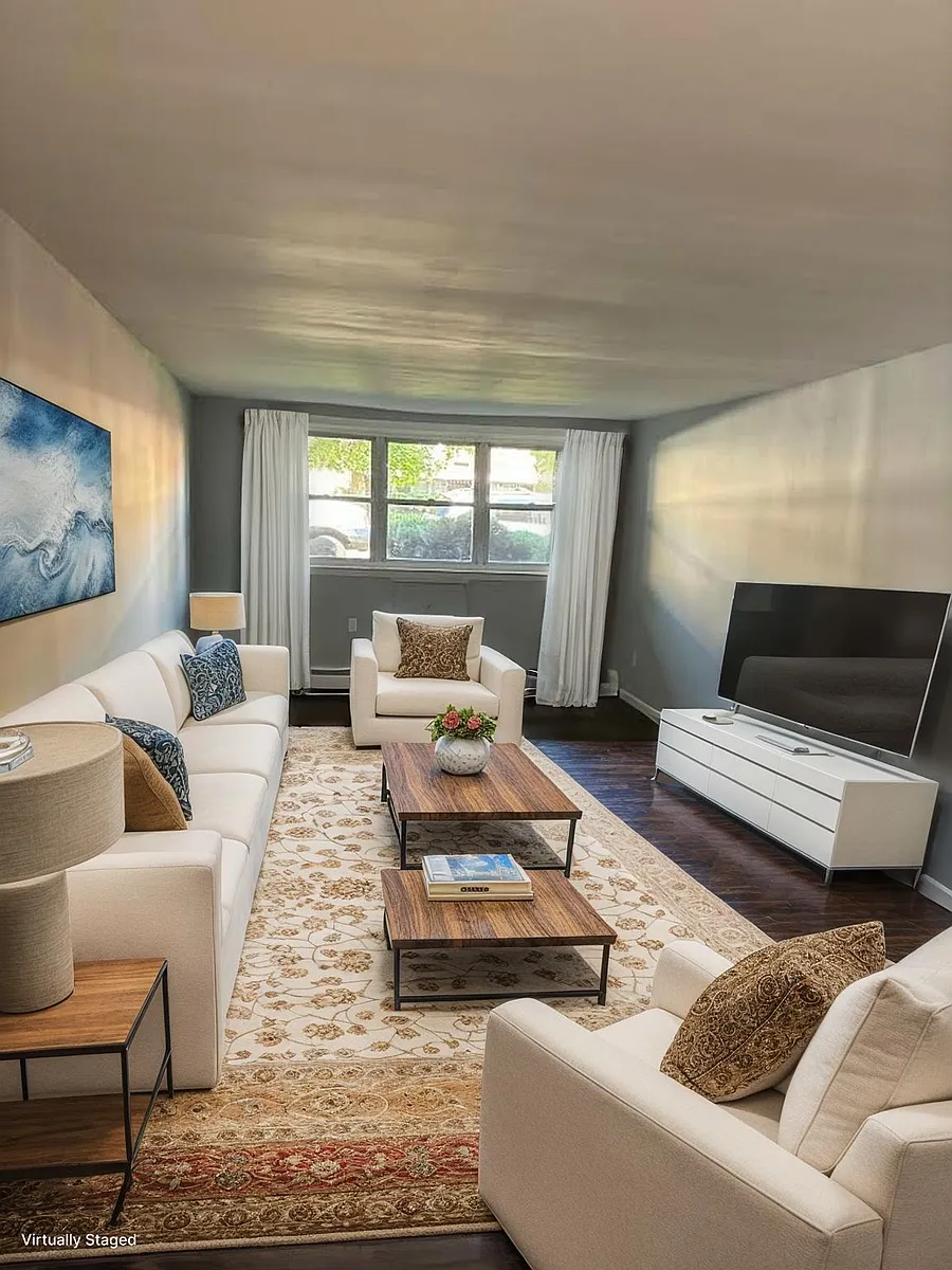 Building Photo - Riley Realty Apartments