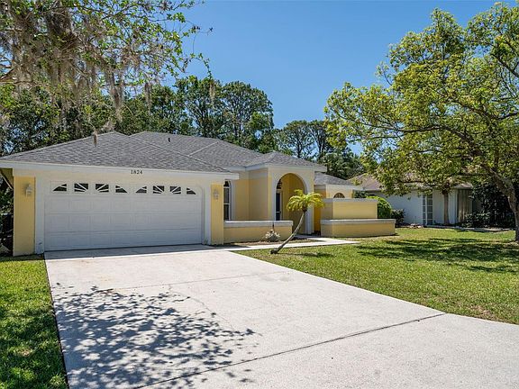 2nd image of 1824 Wood Hollow Ct