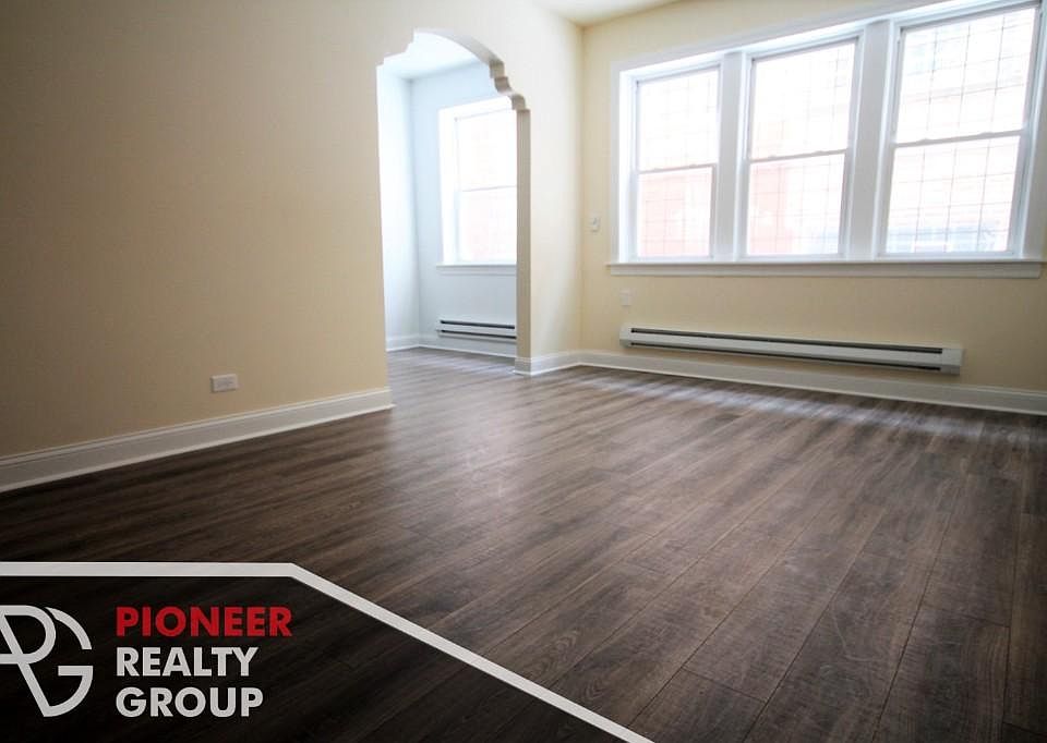 1st image of 2936 W Palmer St #2936104