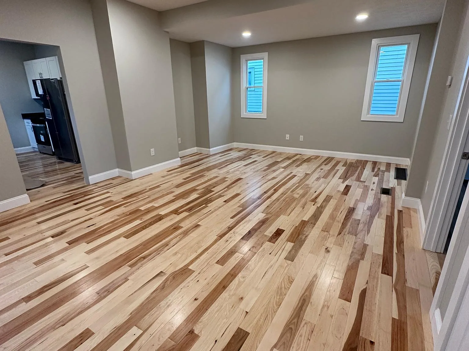 3 bed, 1600 sqft, $1,600 — Photo 1