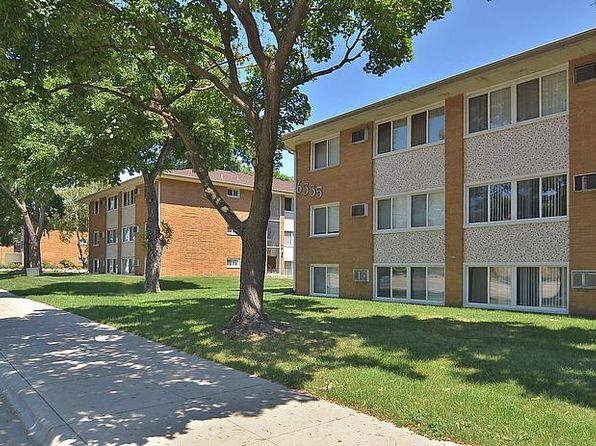 Lyndale Gardens, 6315 Lyndale Ave S, Minneapolis, MN 55423