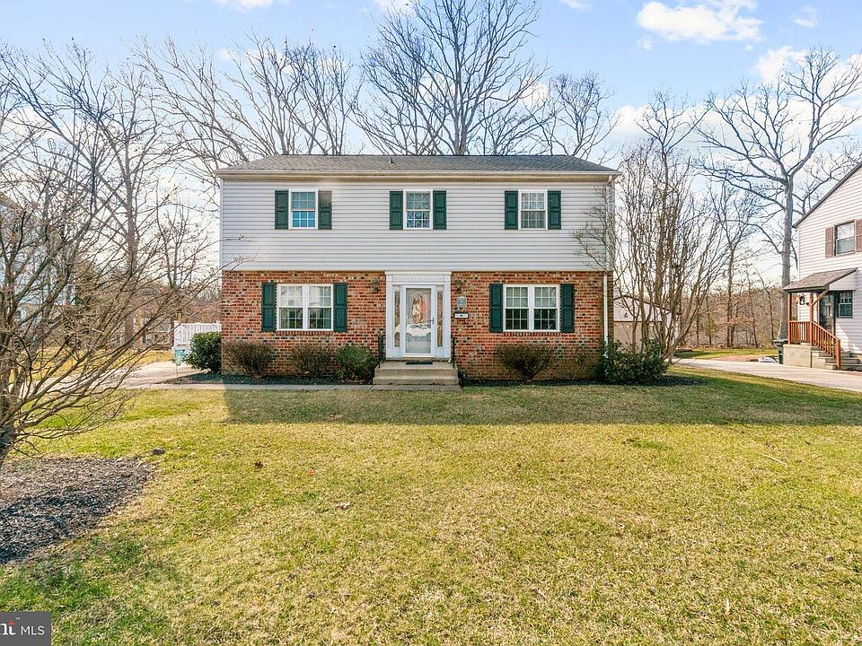 1st image of 12 Elkwood Ct