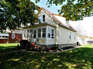 420 E Yeasting St, Gibsonburg, OH 43431