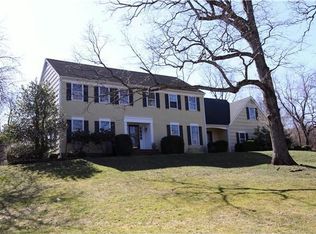 11 Brockden Dr, Mendham, NJ 07945