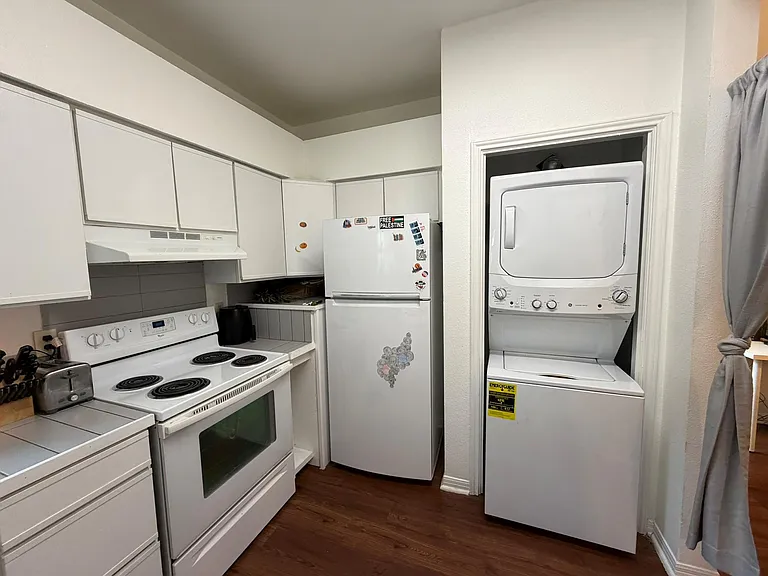 310 Pat Garrison St #3B — Photo 9