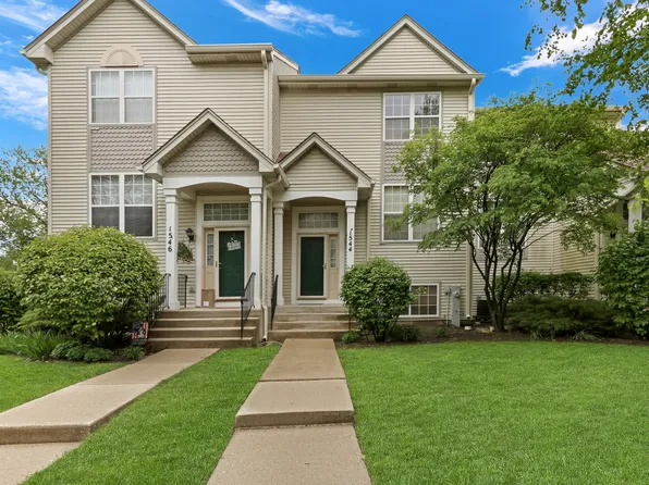 1544 Sauganash Ct, Gurnee, IL 60031