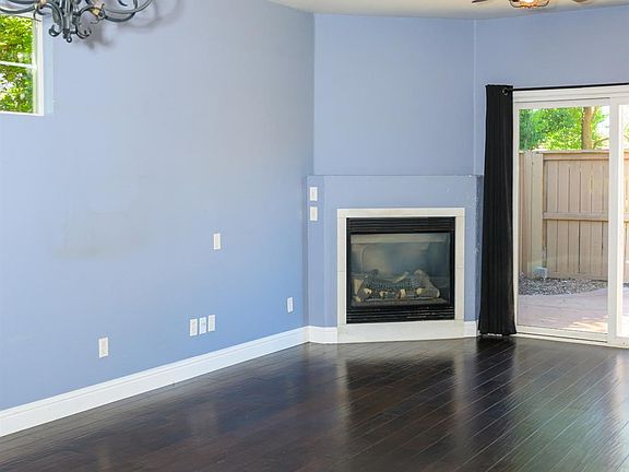 3rd image of 244 Caples Dr