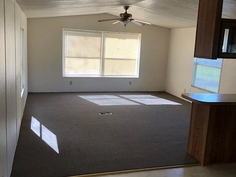 6185 Pine Tree Loop — Photo 2
