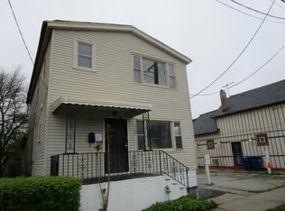 2008 Vermont St, Blue Island, IL 60406