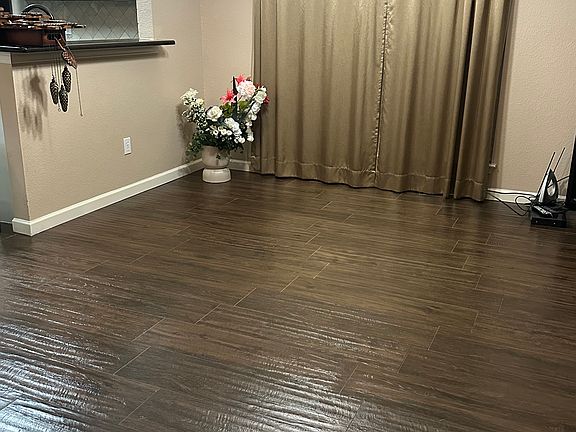 4th image of 408 Kirk Ln