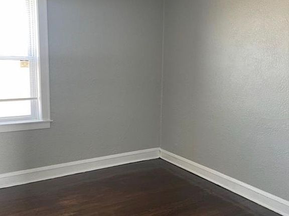 4th image of 11343 S King Dr W #43-1E