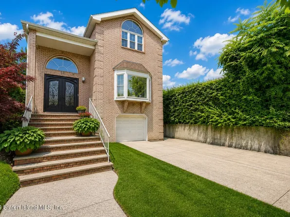 52 Ridgewood Ave, Staten Island, NY 10312