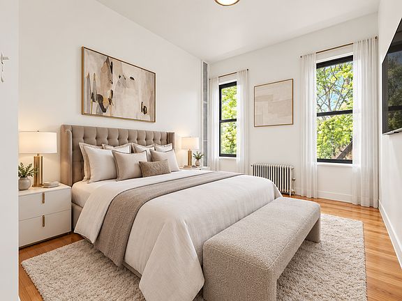 2nd image of 115 Perry St APT 5C