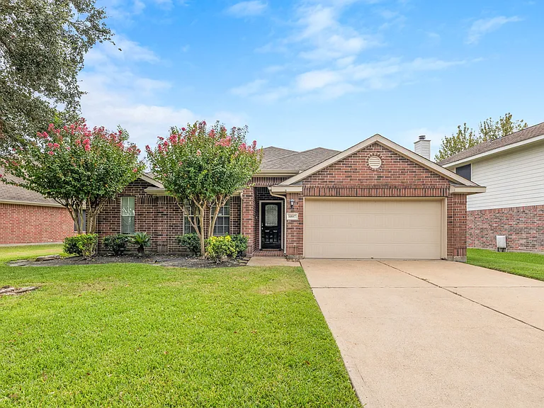 14807 Fairway Square Dr — Photo 8