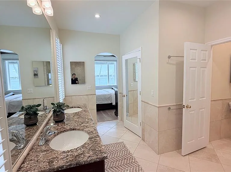 218 Sand Key Estates Dr — Photo 65