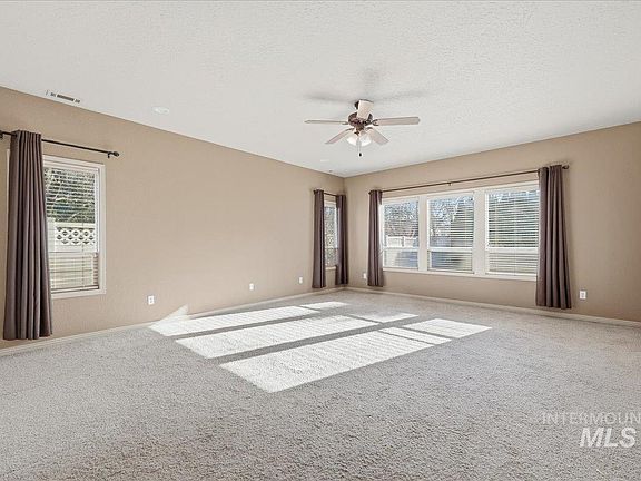 3rd image of 2491 W Maracay Dr