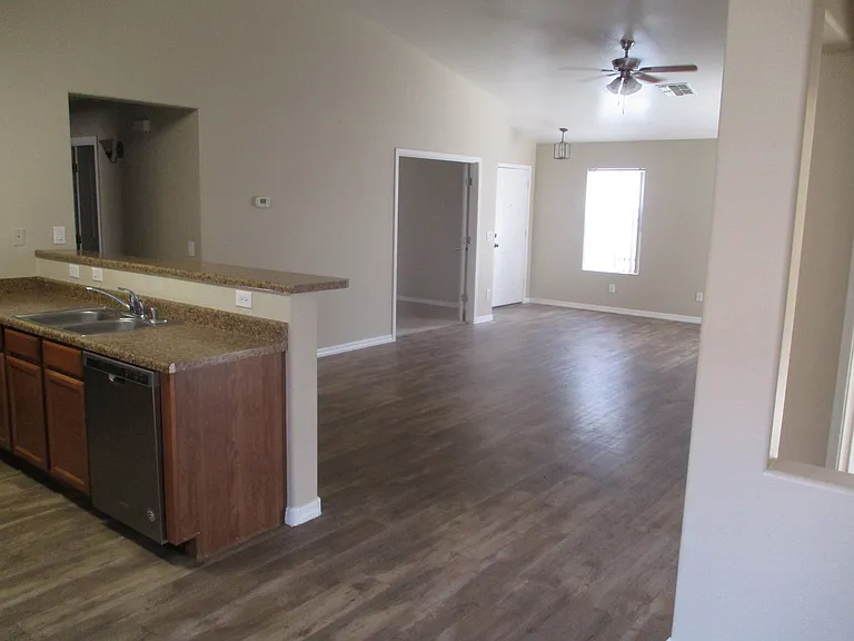 6701 E Shamrock St — Photo 7
