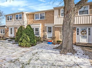 1814 Brentwood Dr, Troy, MI