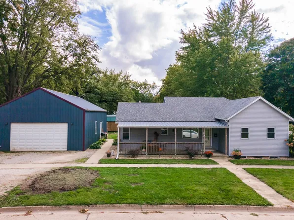 401 E Chestnut St, Fairbury, IL 61739