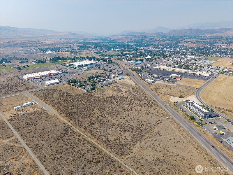 4th image of 4 Enterprise Way Road