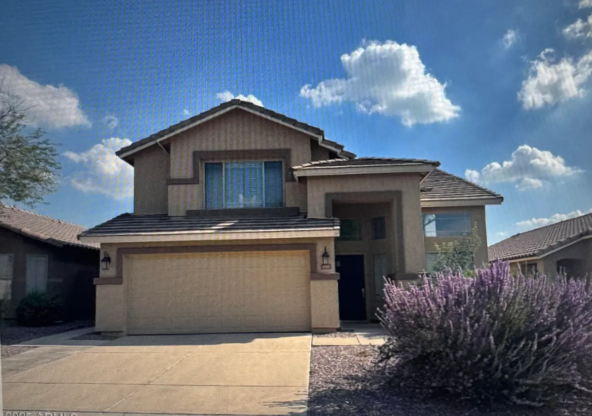 Photo 1 of 21 - 4427 E Rowel Rd - Phoenix, AZ Primary Photo - 4427 E Rowel Rd