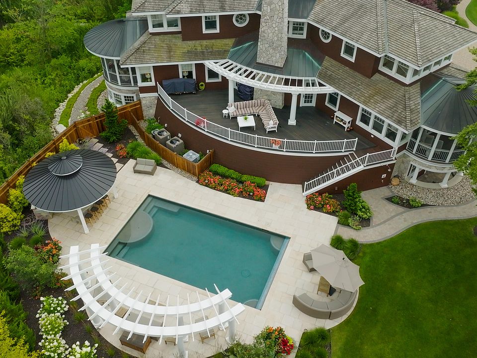 76776 Thornhouse Ct, South Haven, MI 49090 | Zillow