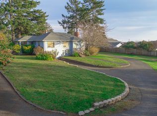 300 Matot St, Brookings, OR 97415