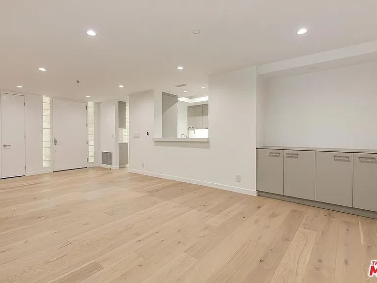 2142 Century Park Ln #102 — Photo 11
