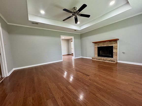 3rd image of 1022 Briarridge Dr