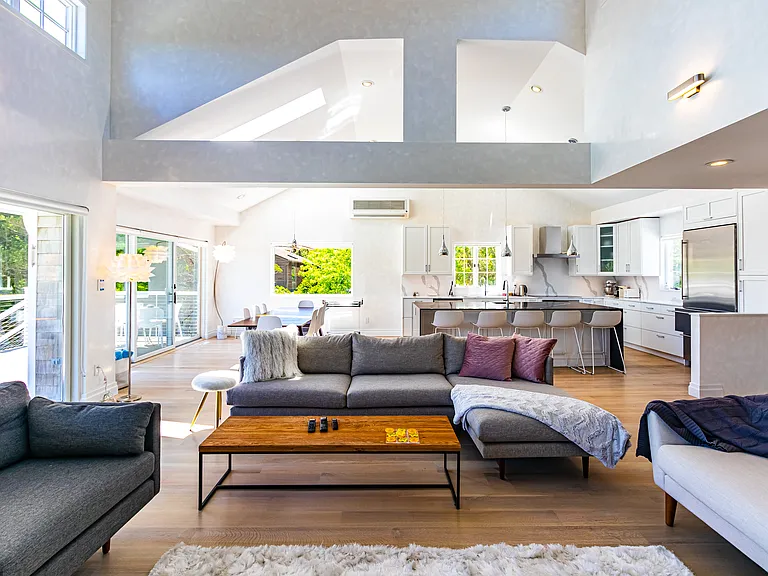 10 Blackwatch Ct — Photo 5