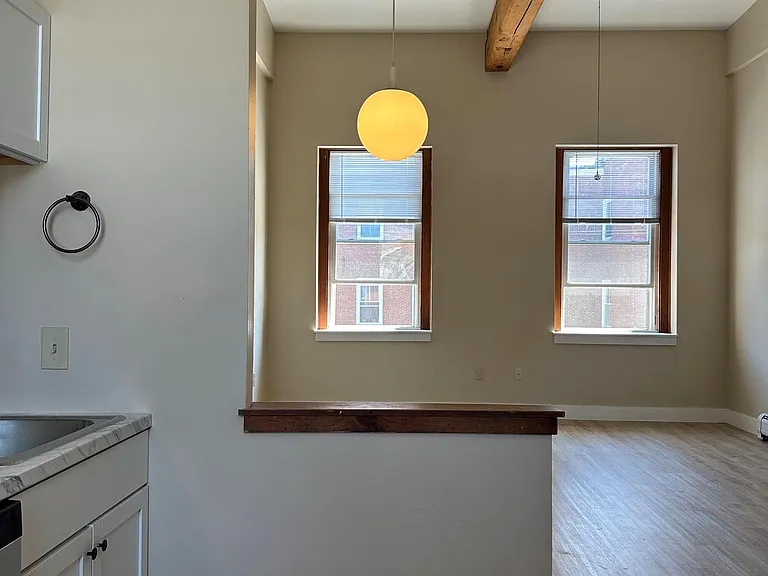 101 Front Street — Photo 10