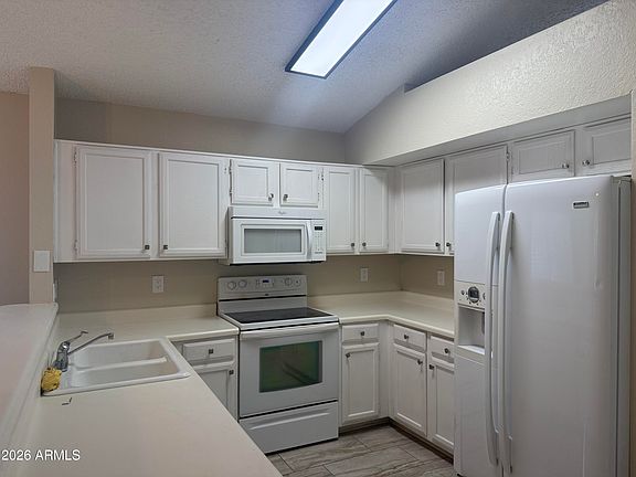 4th image of 1120 N VAL VISTA Drive #90