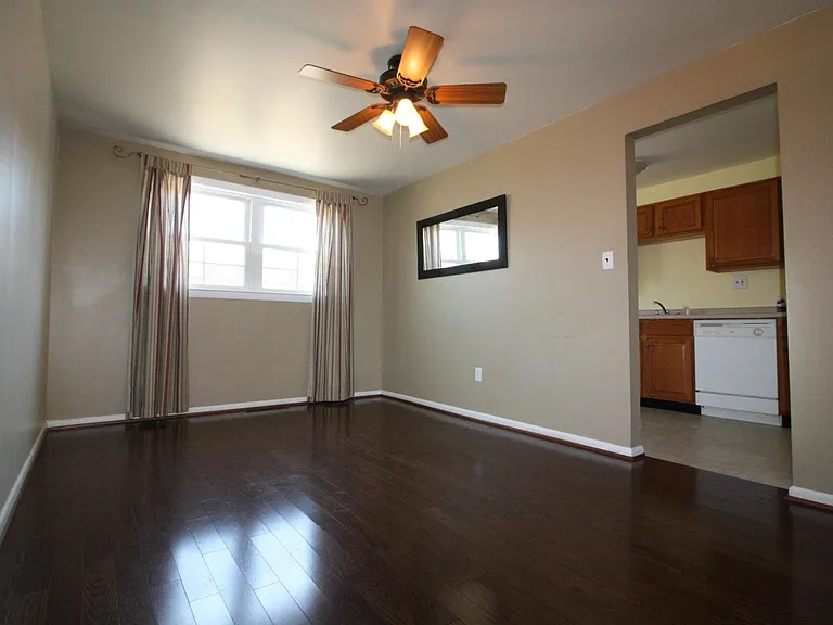 1128 Circle Dr — Photo 7