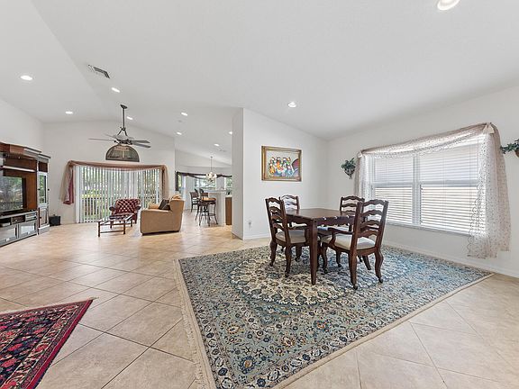 4th image of 12119 Roma Road